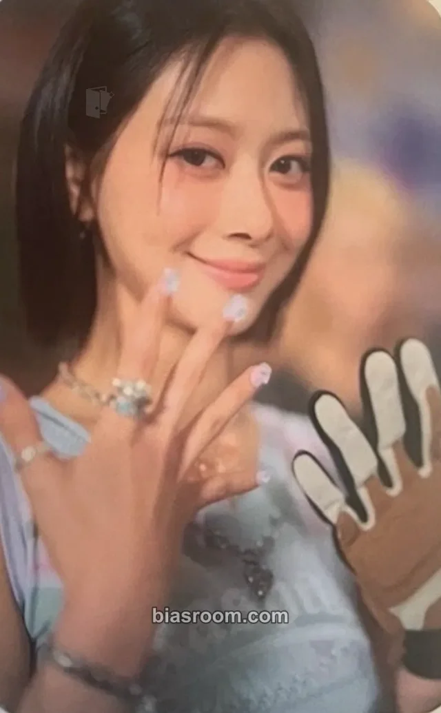 GENBLUE - XXIN - COCOCO Album album photocard