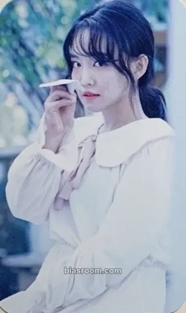 Younha - Younha - Unstable Mindset Album album photocard