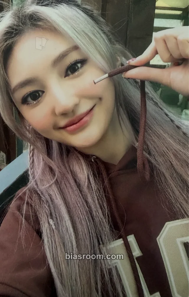 bugAboo - Choyeon - POP Album pob (pre-order benefit) dmc music