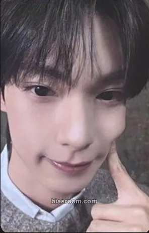Chuei Li Yu 2025 Chuei Li Yu Fan Meeting ‘Drawing Yu’ Photocard - FLARE U - FLARE U K-pop photocard