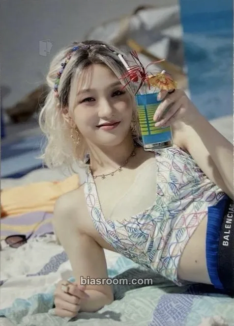 Seoyeon 9 Way Ticket Photocard - fromis_9 - fromis_9 K-pop photocard