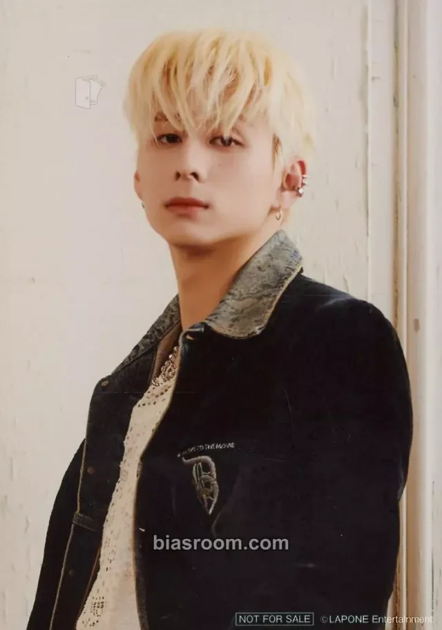 INI - Hiroto - INI CALENDAR 2024 Other fanclub/membership purchase benefit photo print