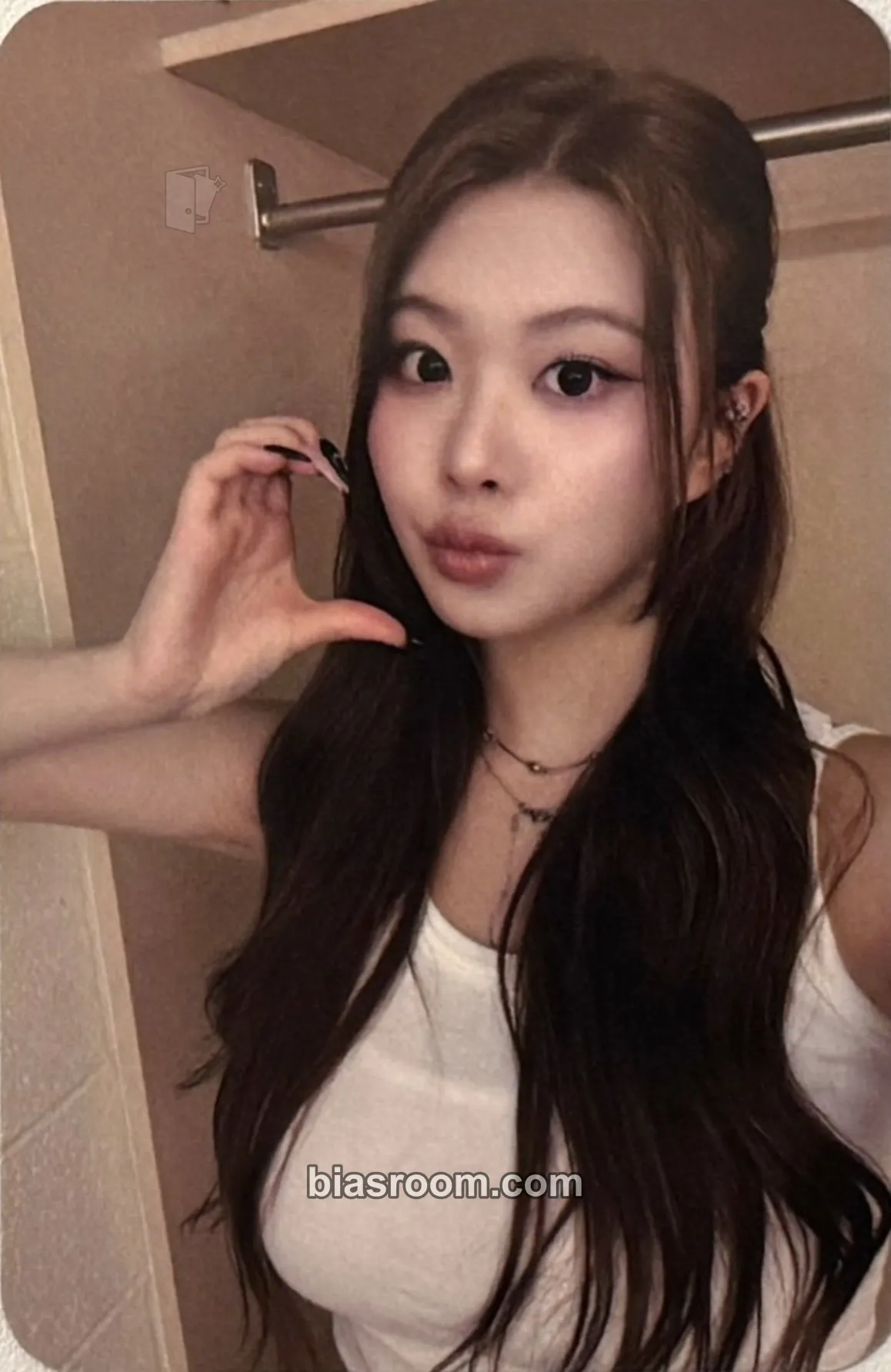 Swan 2025 'A Violet to Remember' Tour Photocard - PURPLE KISS - PURPLE KISS K-pop photocard
