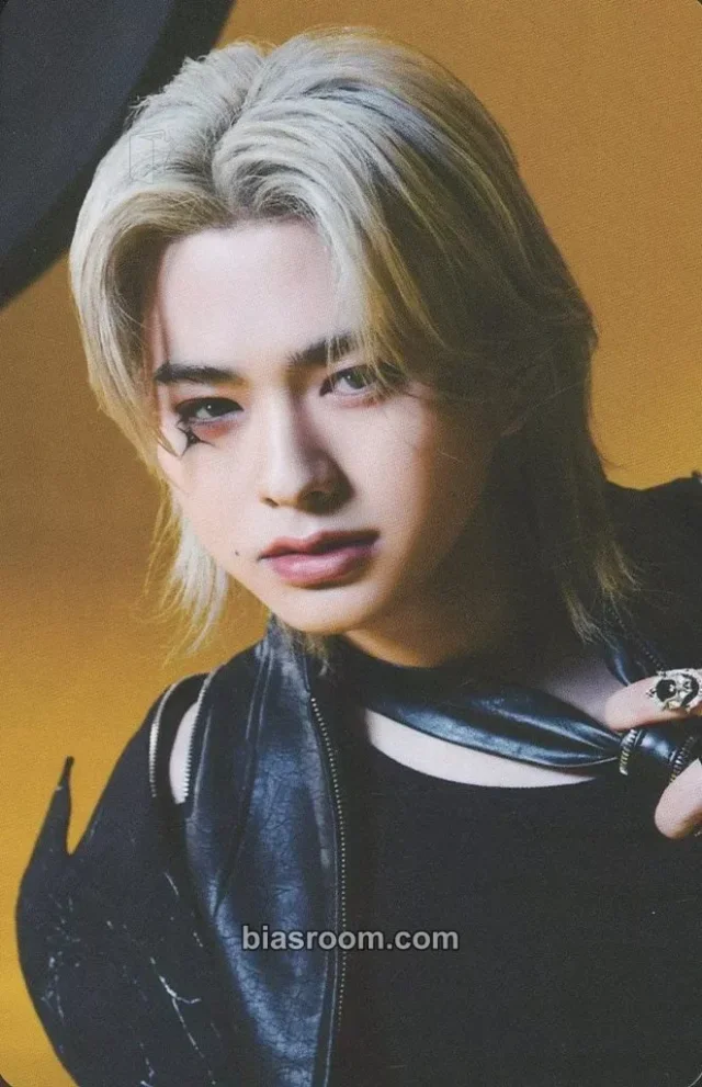 INI - Jin - THE VIEW Album purchase benefit ini official store