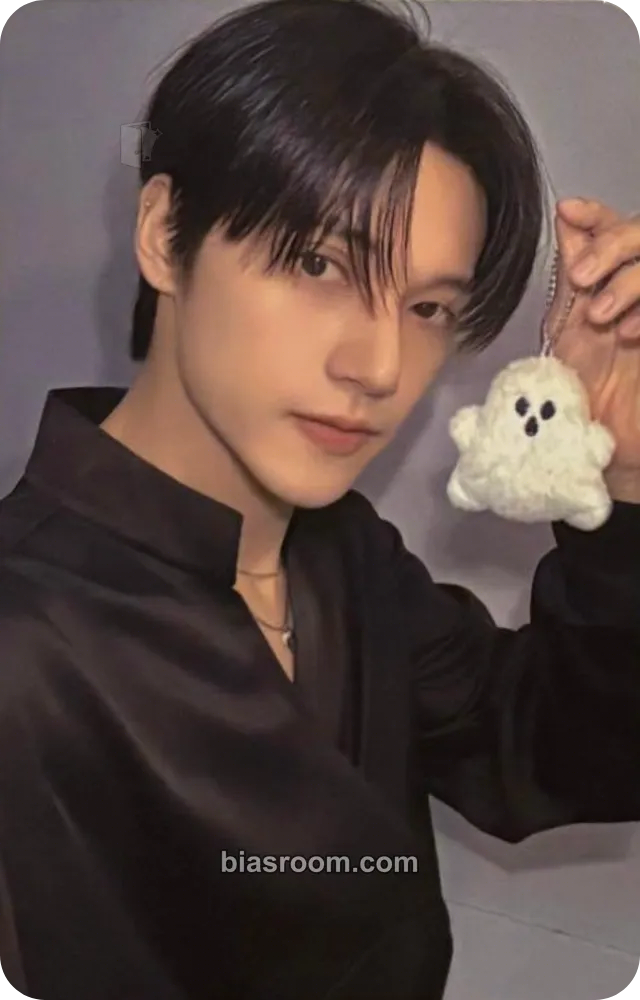 Wooyoung 2026 Fanmeeting - Atiny's Voyage: Tiny Mystery Photocard - ATEEZ - ATEEZ K-pop photocard