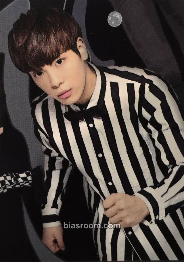 SHINee - Jonghyun - SHINee in Wonderland Other star collection card