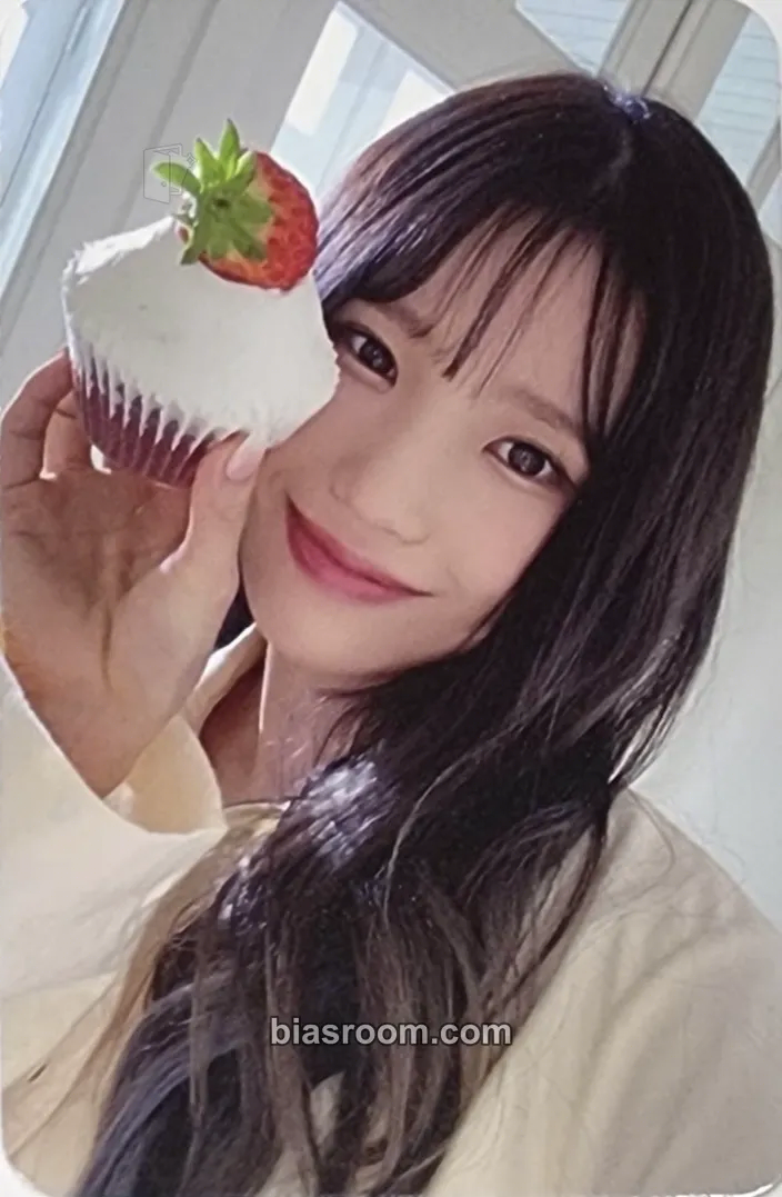 Hayoung Unlock My World Photocard - fromis_9 - fromis_9 K-pop photocard