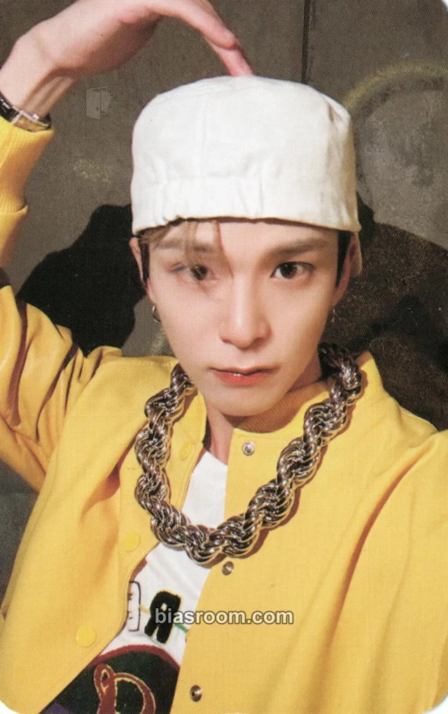 TREASURE - Asahi - B.O.M.B (kaboom ver.) Album purchase benefit