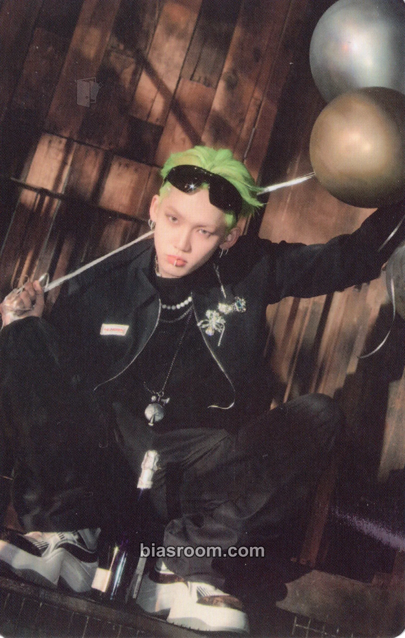 Choi Hyunsuk 4th Anniversary : THE PARTY 4 U Photocard - TREASURE - TREASURE K-pop photocard