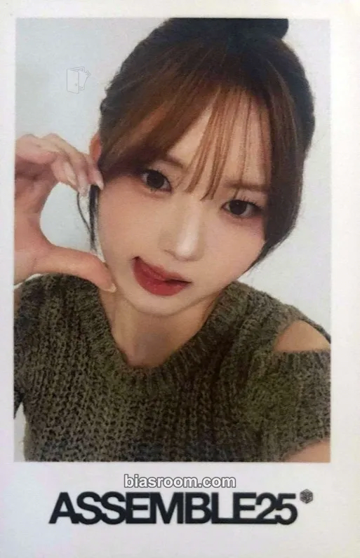 Jiwoo Assemble25 Photocard - tripleS - tripleS K-pop photocard