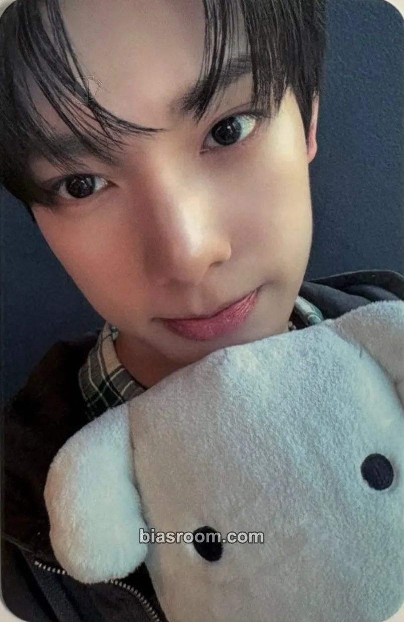 Chuei Li Yu YOUTH ERROR Photocard - FLARE U - FLARE U K-pop photocard