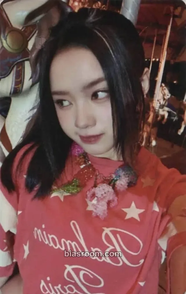 UNIS - Elisia - CURIOUS Album weverse global shop (wvg) video call (fancall)