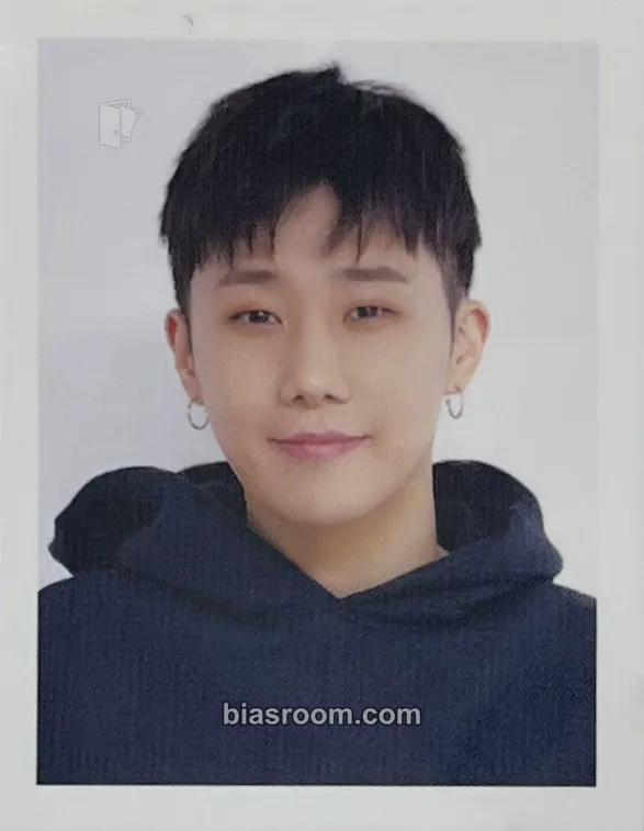 Sungkyu Shine Encore (Kim Sungkyu solo concert) Photocard - INFINITE - INFINITE K-pop photocard