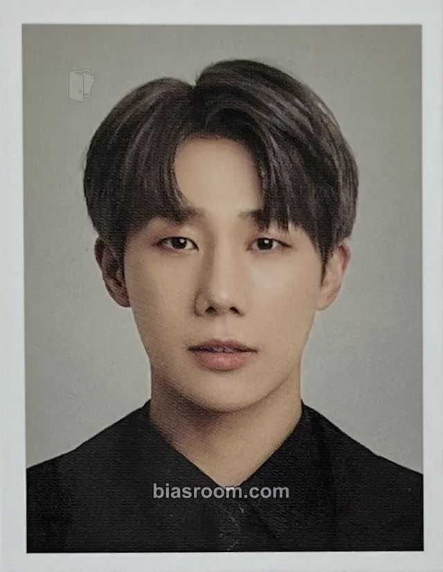 Sungkyu 2023 INFINITE CONCERT <COMEBACK AGAIN> Photocard - INFINITE - INFINITE K-pop photocard