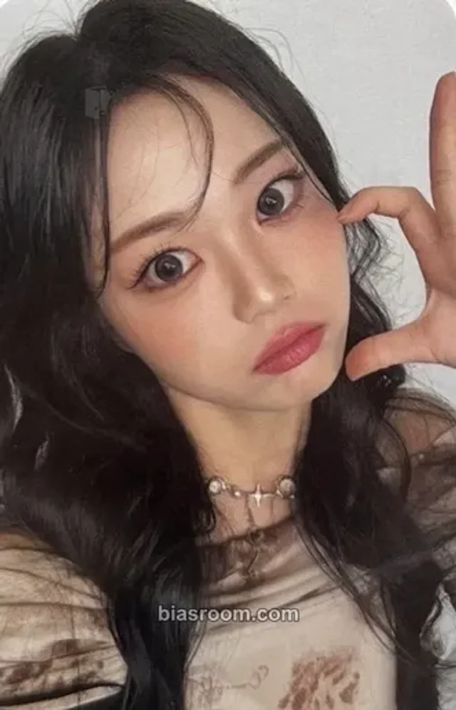 W!TCHX - Mew - MAKE A WISH? MAKE A WITCHX - 1st Fanmeeting Event photocard set christmas event A version