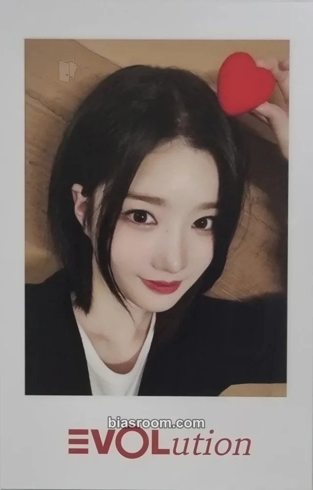 tripleS - Yooyeon - Mujuk Album fansign makestar polaroid round 1 video call (fancall)
