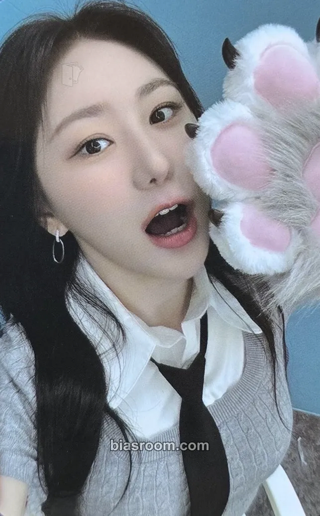 Lee Chaeyeon SHOWDOWN Photocard - Lee Chaeyeon K-pop photocard