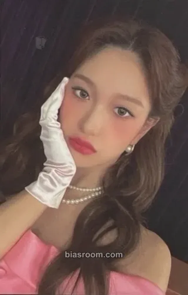 fromis_9 - Seoyeon - 2022 fromis_9 concert <LOVE FROM.> Event merch photocard t-shirt