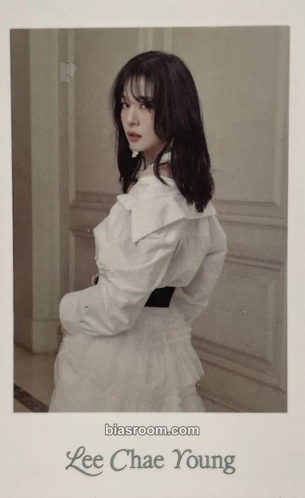 Chaeyoung Midnight Guest Photocard - fromis_9 - fromis_9 K-pop photocard
