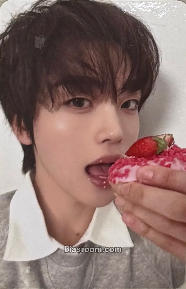 Hyeongjun ReDeFINE Photocard - CRAVITY - CRAVITY K-pop photocard