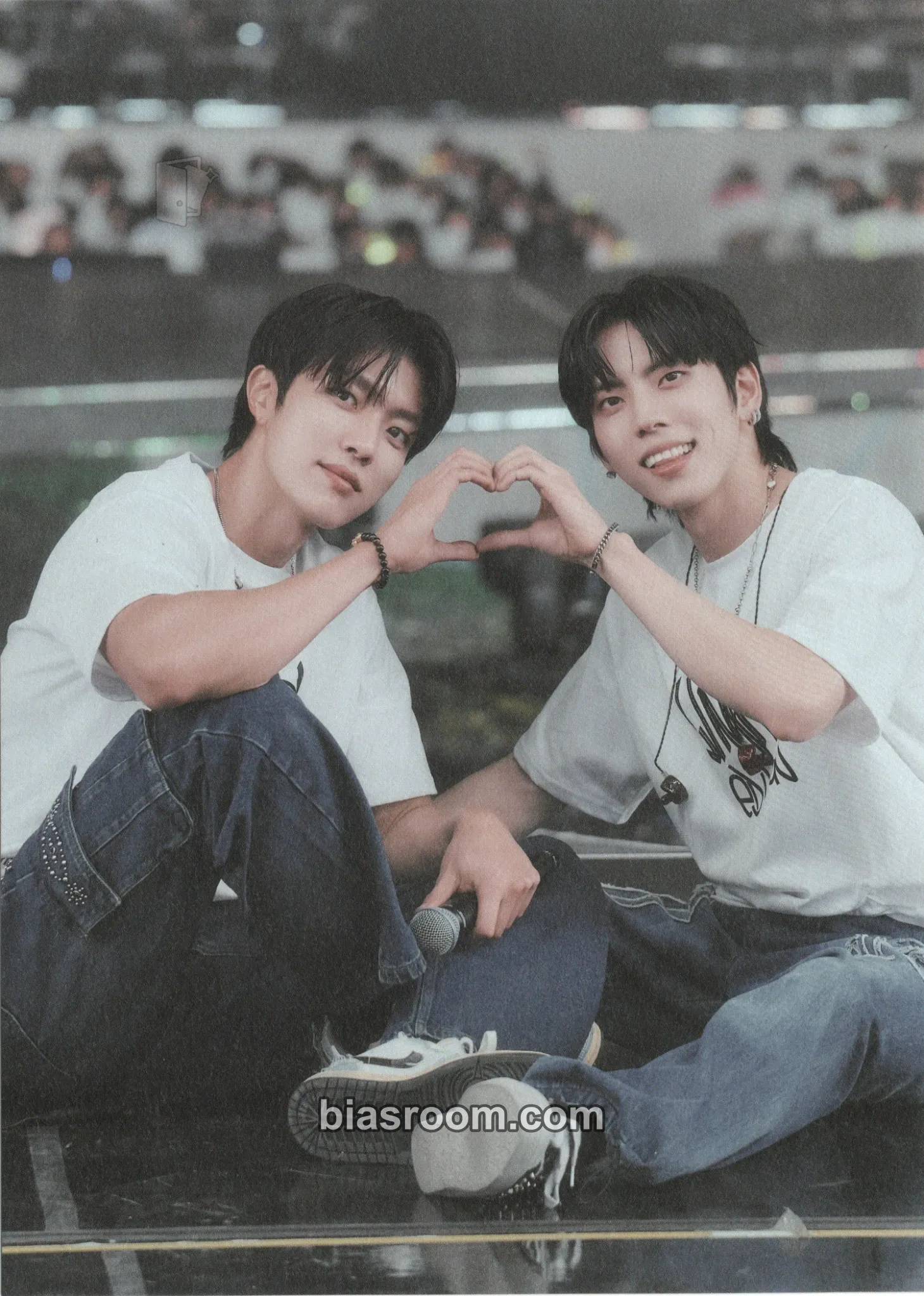 Sungyeol Limited Edition Encore (15th anniversary concert) Photocard - INFINITE - INFINITE K-pop photocard