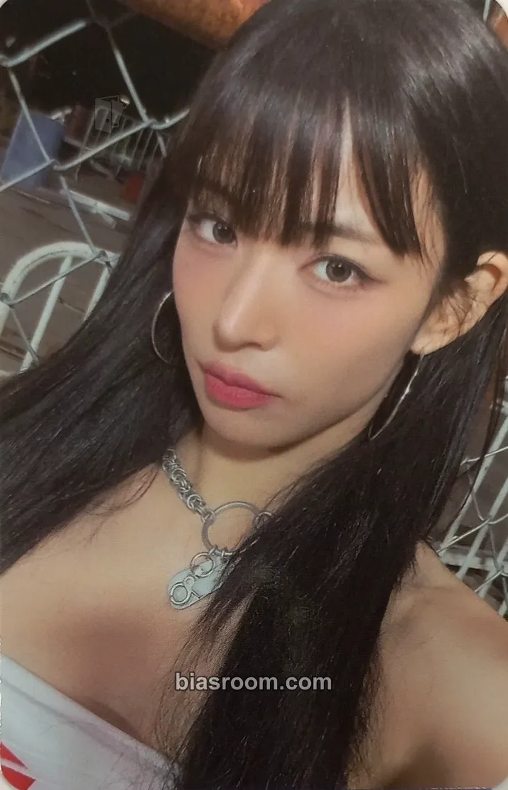 Chaeyoung Supersonic Photocard - fromis_9 - fromis_9 K-pop photocard