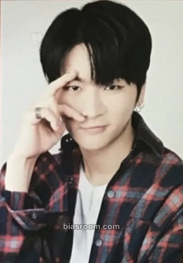XENO-T - Hojoon - First Street Album merch photocard makestar photocard set
