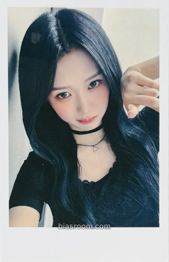 Yubin LOVE&POP pt.1 Photocard - tripleS - tripleS K-pop photocard