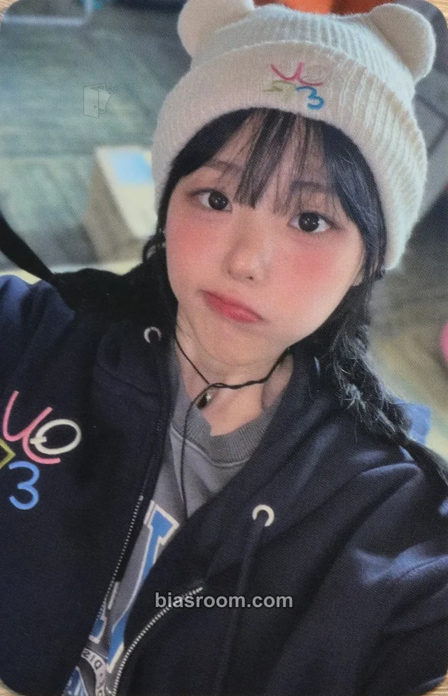 QWER - Hina - QWER x WHO.A.U Other purchase benefit brand collaboration