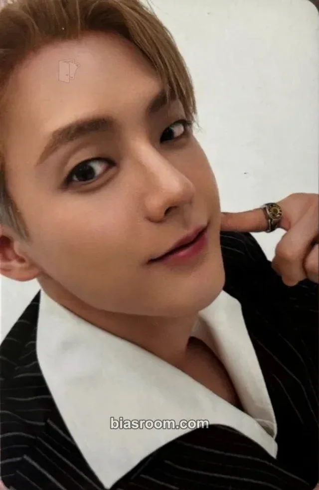 BTOB - Minhyuk - HOOK (Minhyuk Solo) Album album photocard photobook version
