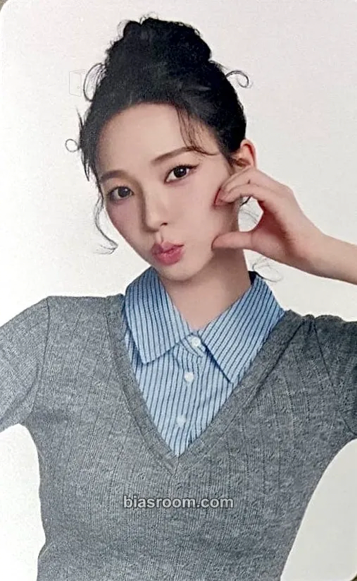 Karina JAPAN FANMEETING 2026: MY CLASSMaeTE Photocard - aespa - aespa K-pop photocard