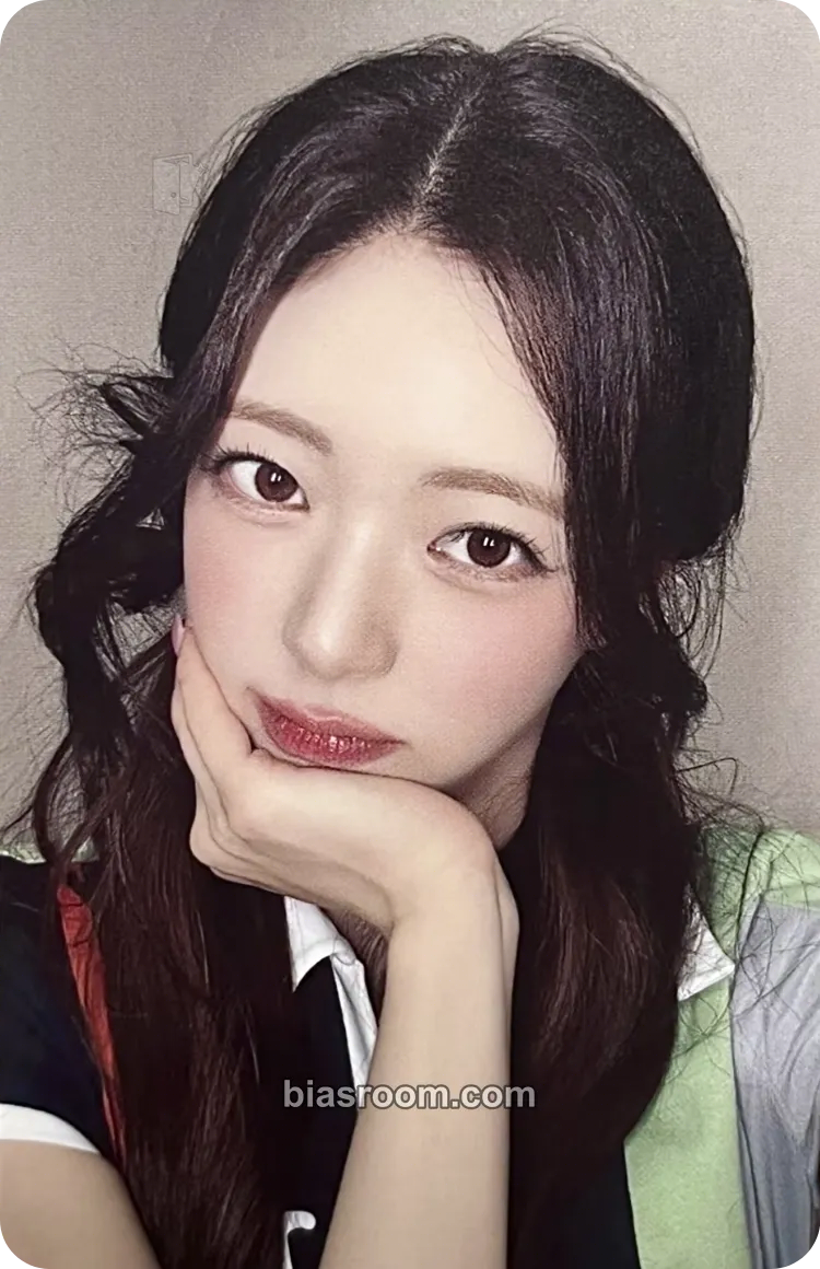 Yuna Motto Photocard - ITZY - ITZY K-pop photocard