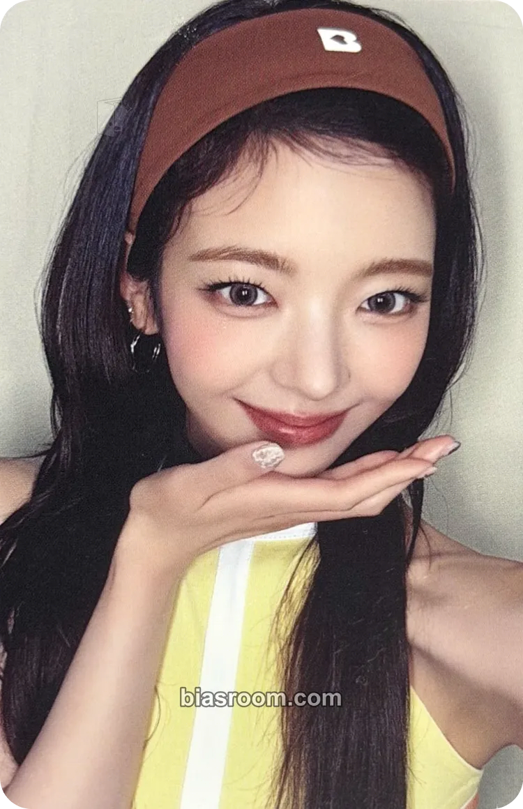 Lia Motto Photocard - ITZY - ITZY K-pop photocard