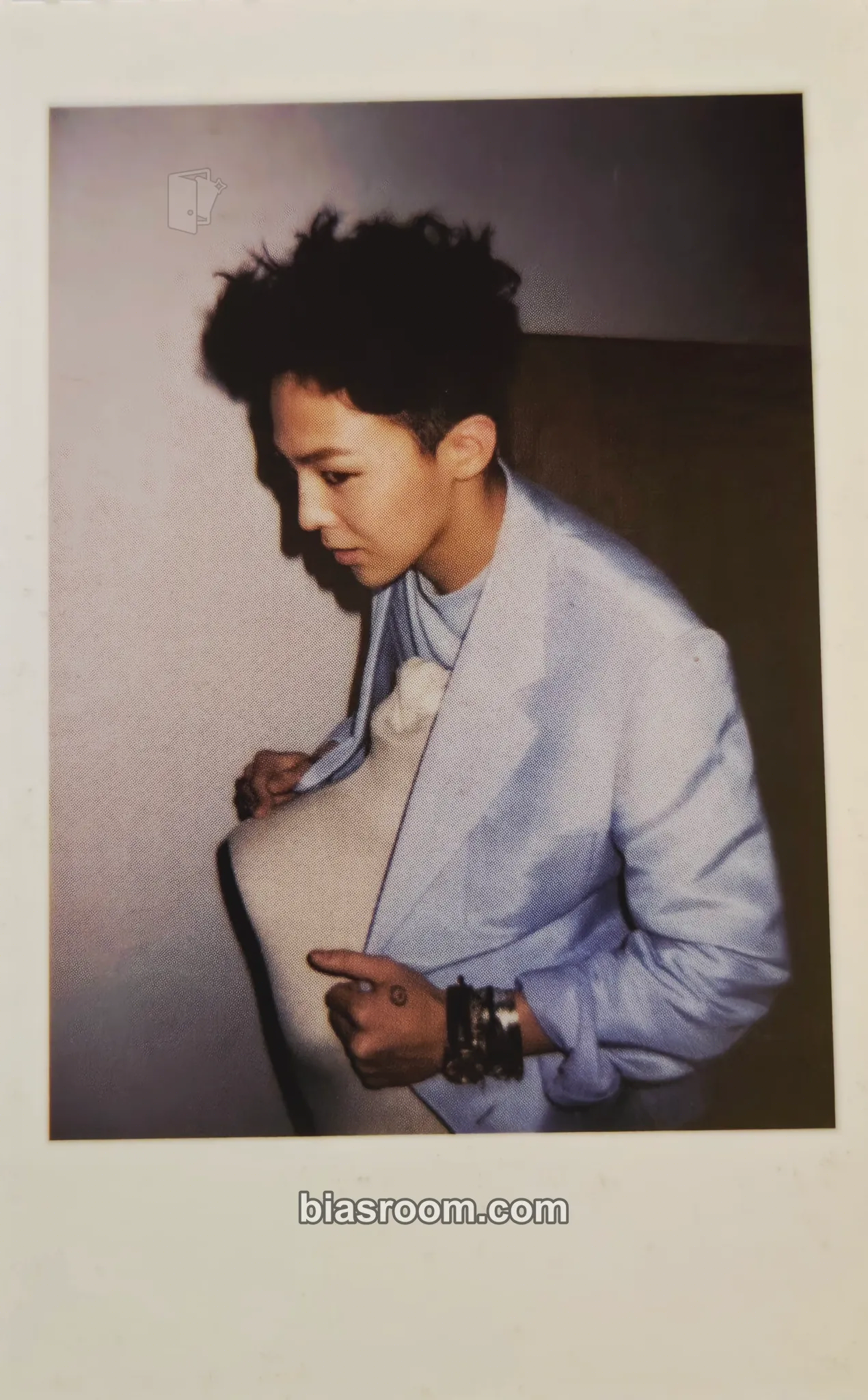 G-Dragon 2015 Welcoming Collection DVD Photocard - BIGBANG - BIGBANG K-pop photocard