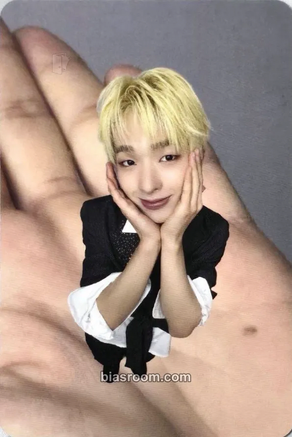 Tomoya Beat-Boxer Photocard - NEXZ - NEXZ K-pop photocard