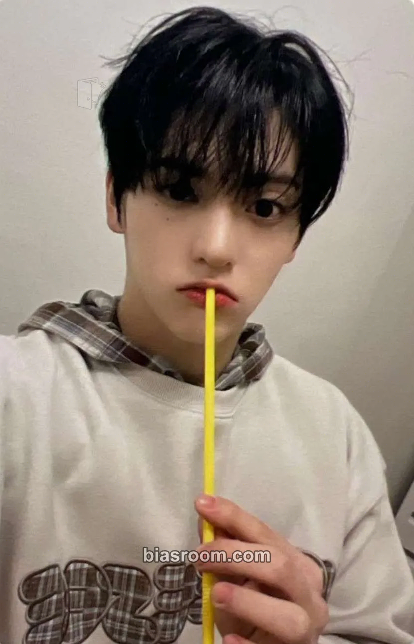Sungyun Funky Like Me Photocard - n.SSign - n.SSign K-pop photocard