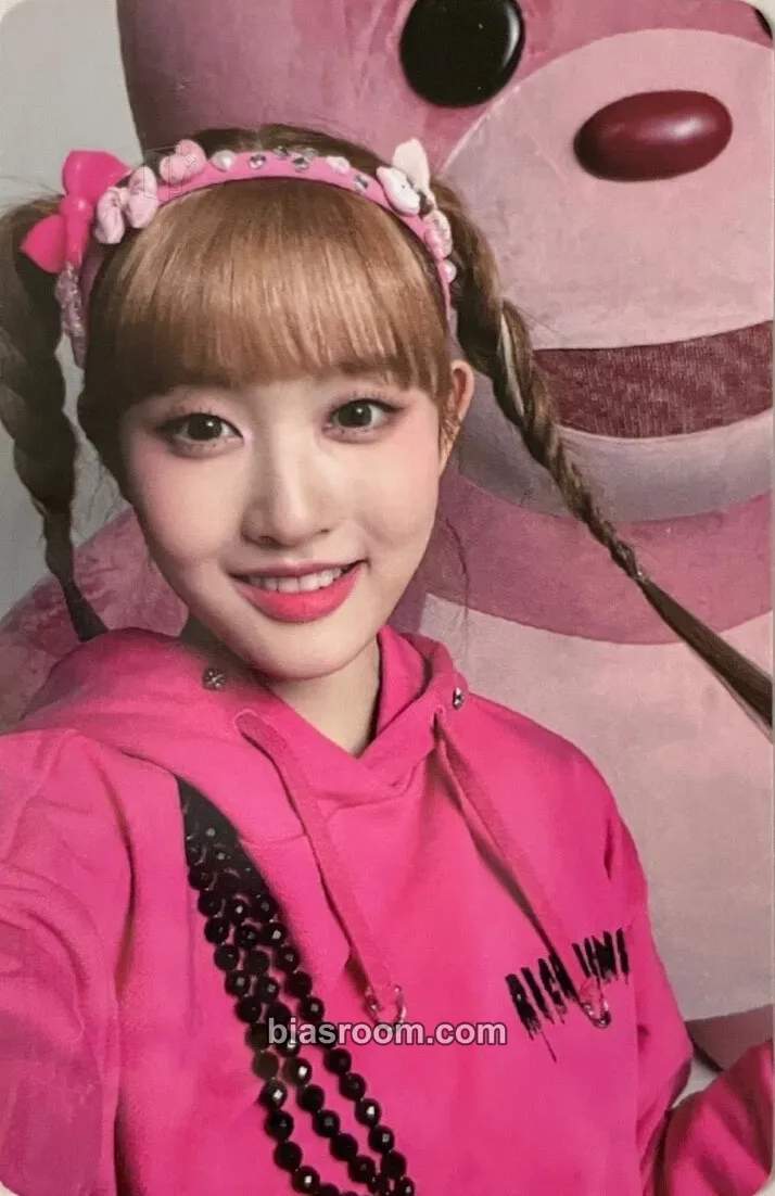 Sieun Teddy Bear Photocard - STAYC - STAYC K-pop photocard