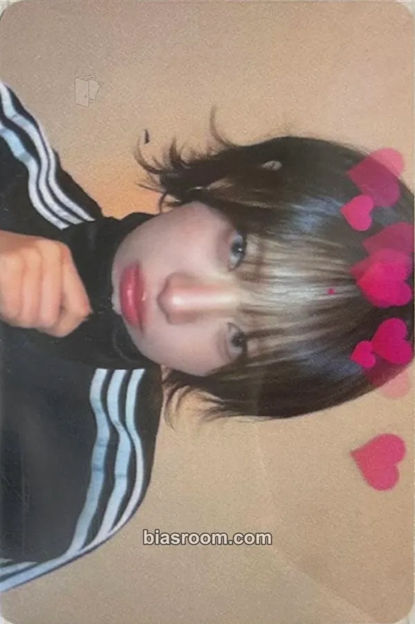 Moon Sua The Collective Soul and Unconscious: Chapter Two Photocard - Billlie - Billlie K-pop photocard