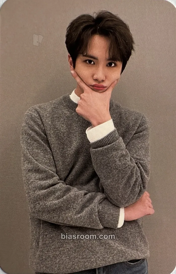 Donghan Kim Donghan 2020 Season's Greetings Photocard - WEi - WEi K-pop photocard