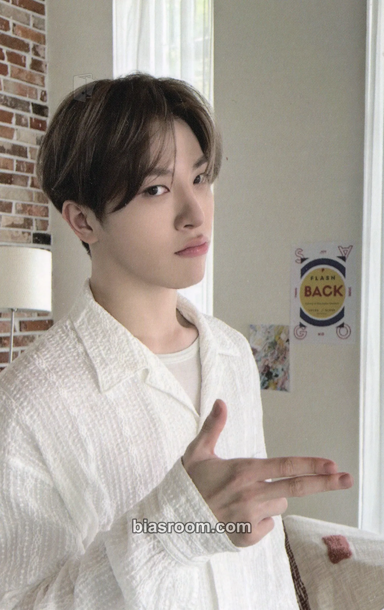 So Junghwan 4th Anniversary : THE PARTY 4 U Photocard - TREASURE - TREASURE K-pop photocard