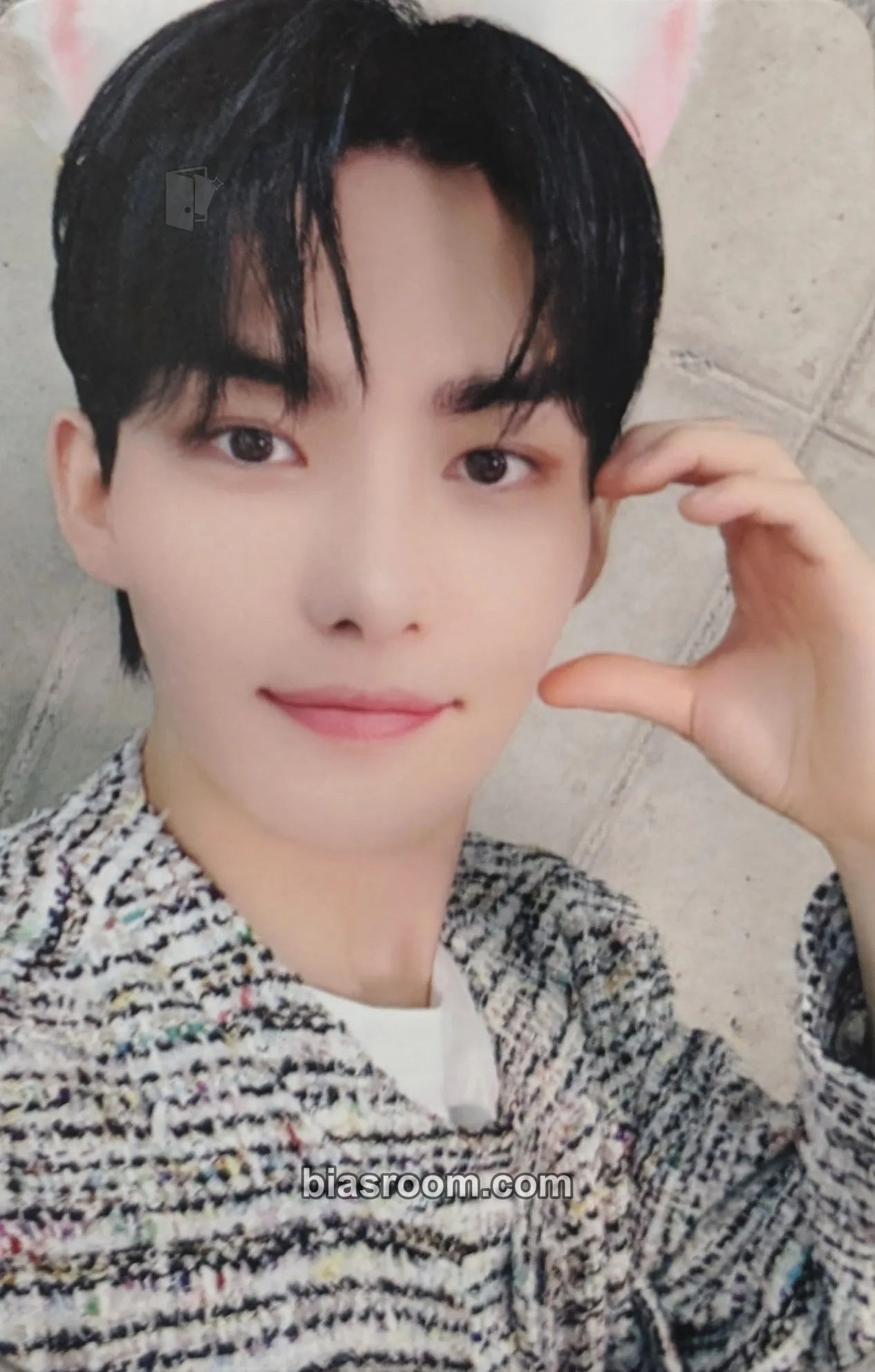 Hyunjun Hur (ex. Hwall) Backseat Photocard - Hyunjun Hur - Hyunjun Hur K-pop photocard