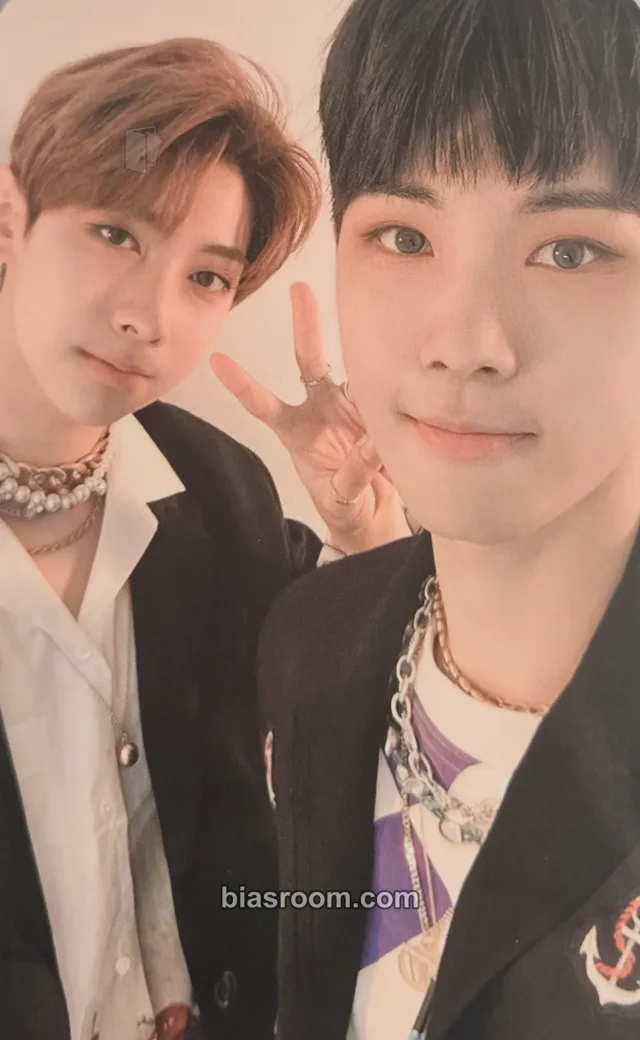 BLITZERS - Sya & Juhan - CHECK-IN Album album photocard