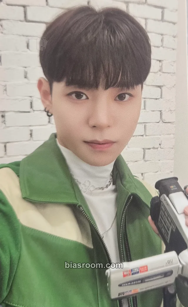 BLITZERS - Jinhwa - Macarena Album album photocard nemo version