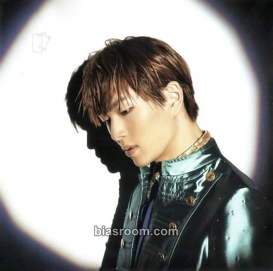 Onew Dazzling Girl Photocard - SHINee - SHINee K-pop photocard