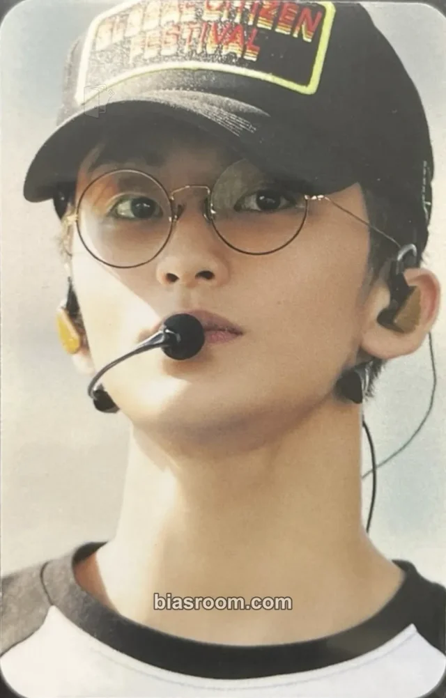 SuperM - Mark - We Are The Future Live Tour 2020 Event europe merch photocard