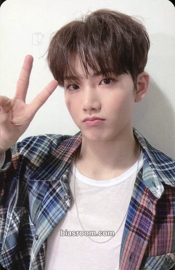 Junkyu THE FIRST STEP: CHAPTER TWO Photocard - TREASURE - TREASURE K-pop photocard