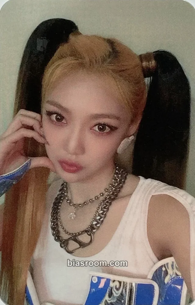 EVERGLOW - Onda - Return of The Girl Album mwave/mnet plus merch