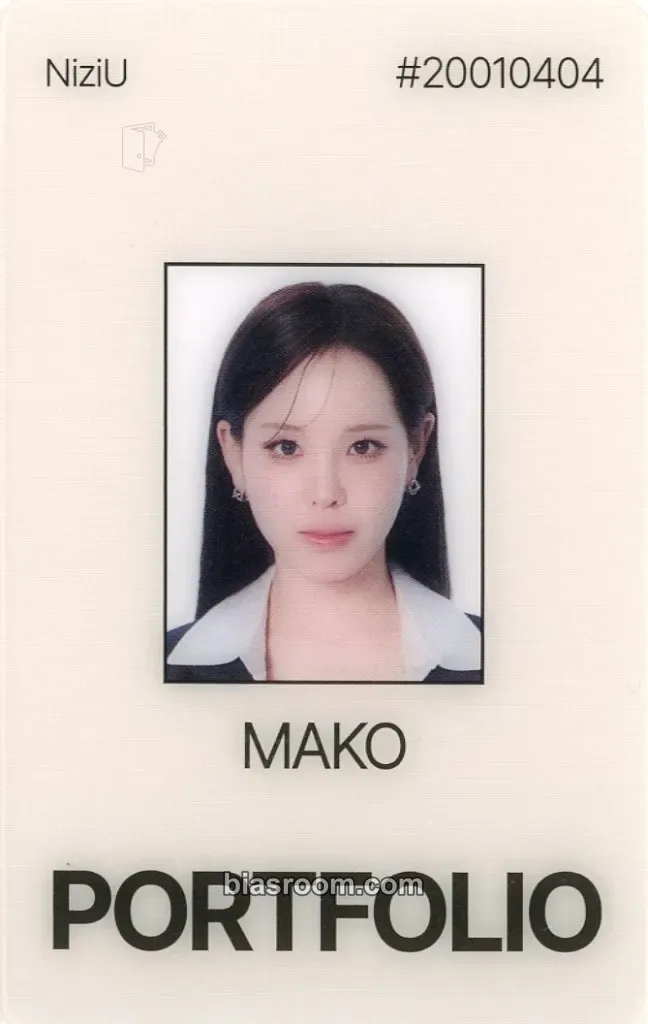 Mako Portfolio Photocard - NiziU - NiziU K-pop photocard