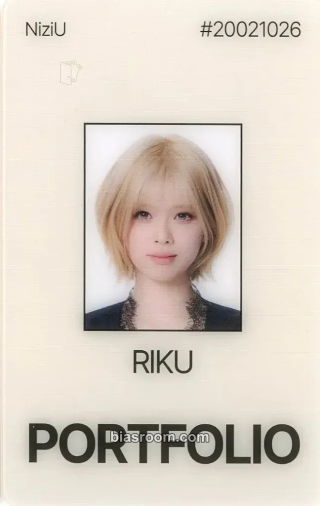 NiziU - Riku - Portfolio Album album photocard limited edition transparent/translucent