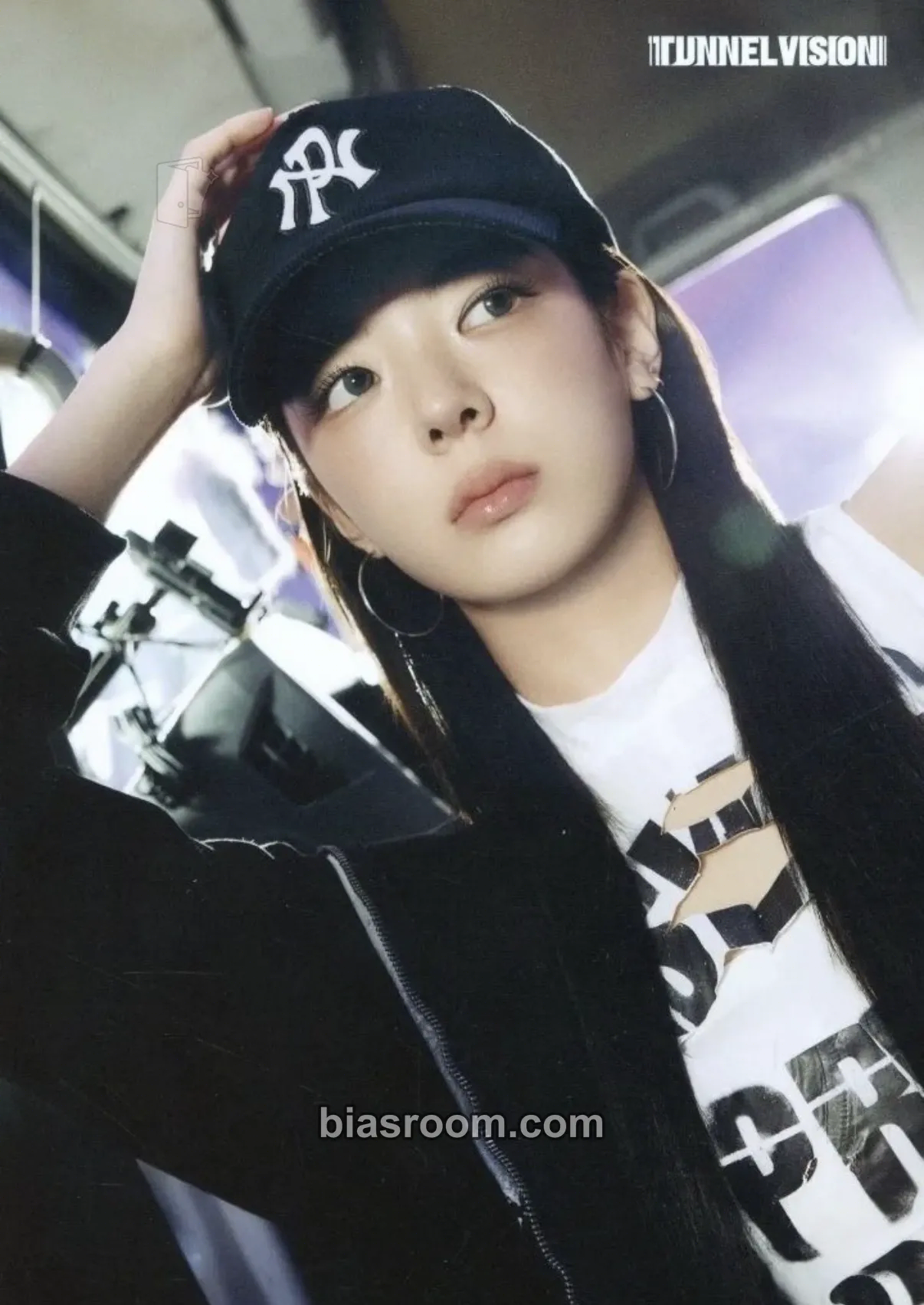 Lia ITZY 3rd World Tour 'Tunnel Vision' Photocard - ITZY - ITZY K-pop photocard